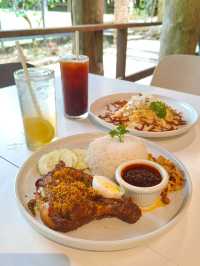 Hidden Forest Café Vibes at Pineyard Genting