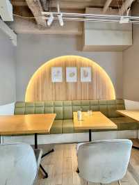 【銀座】穴場カフェ☕️ AMPLEUR LOUNGE