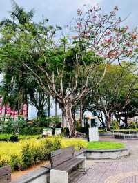 Kuching Waterfront: A Riverside Retreat for All Ages