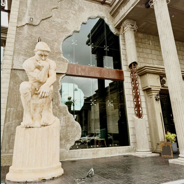 Timeless Elegance at Davin Cafe