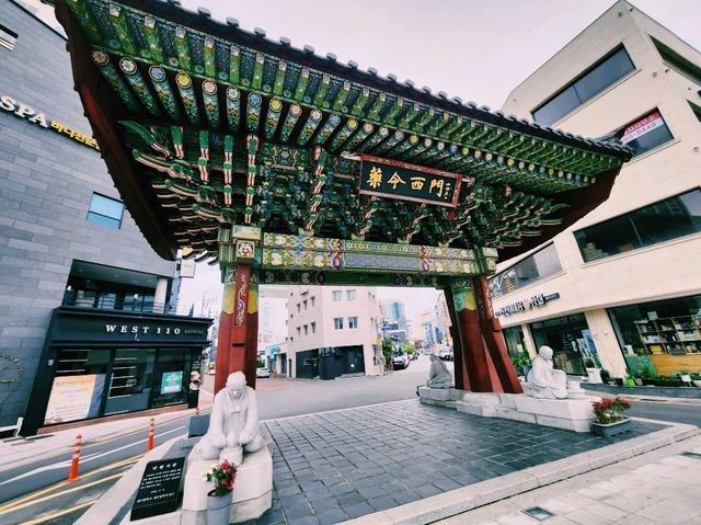 🌸【都市綠洲】慶尚監營公園：歷史與花香共舞的所在