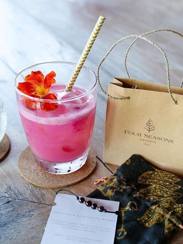 🌅 Sunset Bliss by the Bay – Four Seasons Resort Bali at Jimbaran Bay