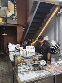 曼谷｜  每杯咖啡都是一件專屬藝術品