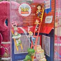 ร้าน 52TOYS