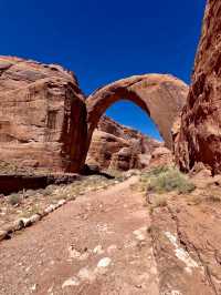 Easy Walk with Kids at Glen Canyon