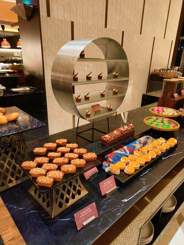 A Feast for All Senses at Amari JB Buffet