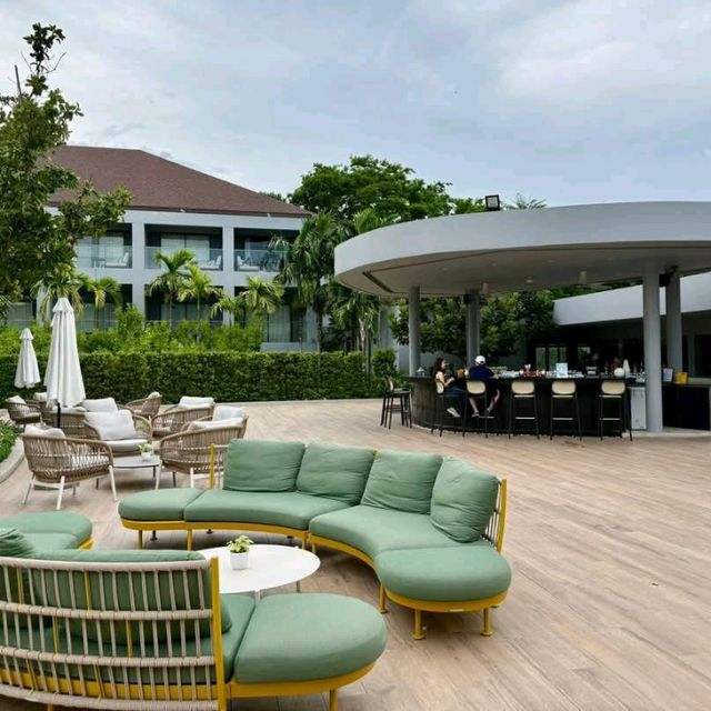  Mercure Rayong Lomtalay Villas & Resort
