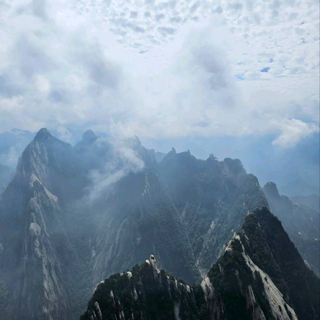 Spring Hikes & Jaw-Dropping Views