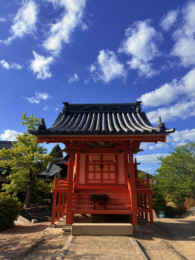 岡山｜浮在神池上的神社 探訪吉備國最古老的稻荷神社