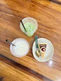 ค่าเฟ่ใกล้ ม.เกษตร สกลนคร