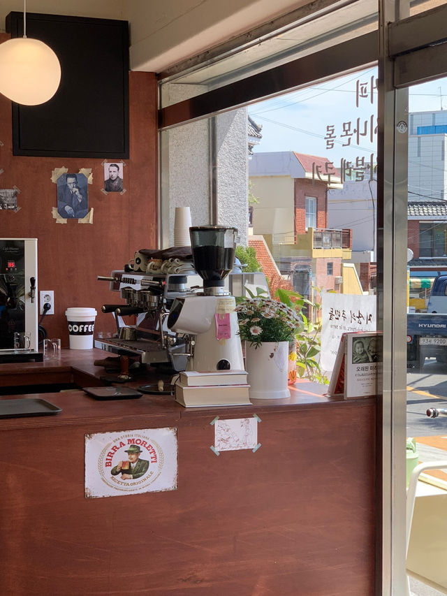 부산 | ☕️ 카페 지상의 주민들