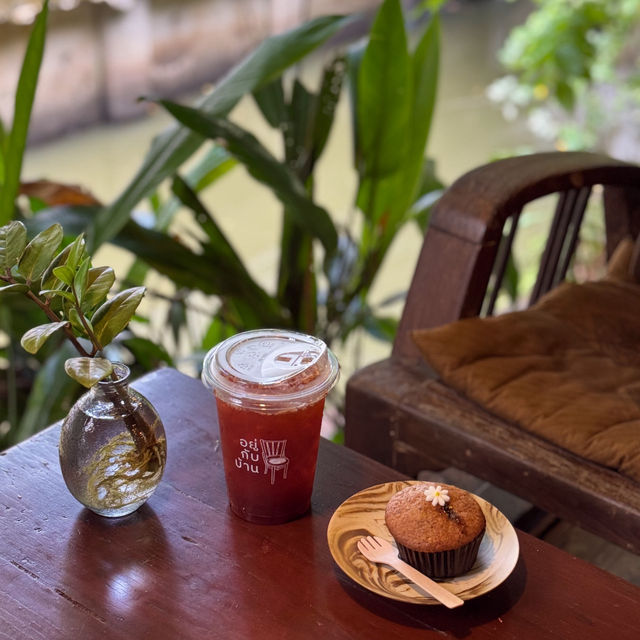 คาเฟ่กลางสวนสุดกรีน #ย่านอ่อนนุช ☕️🍃🎨