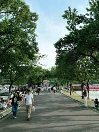 Xuanwu Lake
