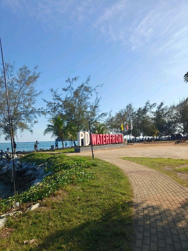 Walk, Breathe, Repeat: The Simple Joy of PD Waterfront