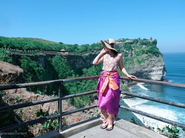 Uluwatu Temple, Bali – Breathtaking Views & Cheeky Monkeys! 🐒🌅🇮🇩