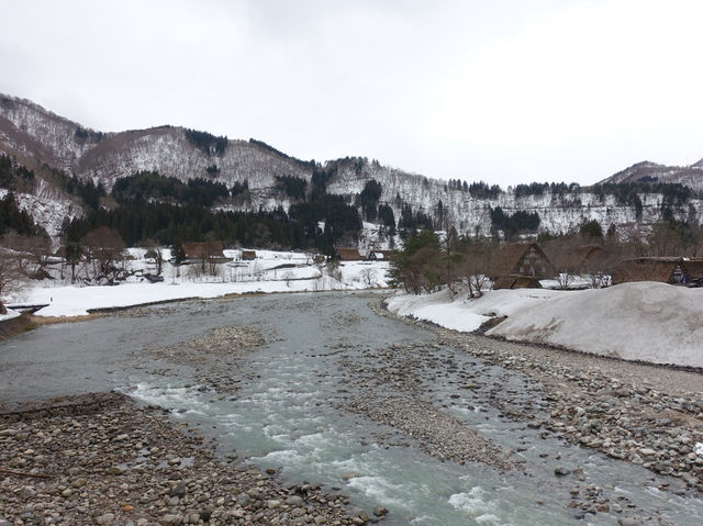🏔️ Shirakawa-go – A Timeless Village That Took My Breath Away