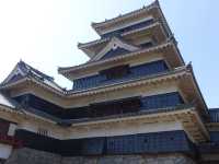🏯 Matsumoto-jō Castle – Majestic, Peaceful, and Unforgettable