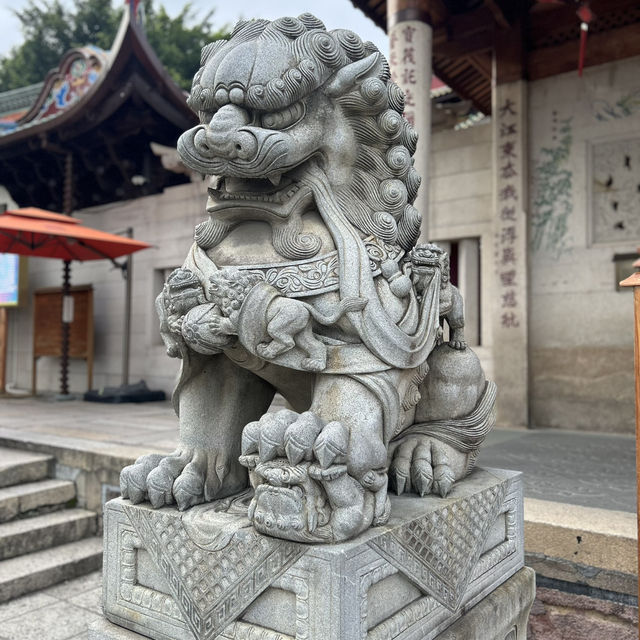 🔔 "Ring in the Serenity: A Trip to Xiamen’s South Putuo Bell Tower & Beyond!"