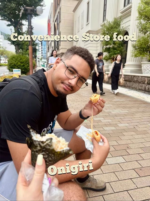 Eating my way through Osaka🍙🍱🍜🥟