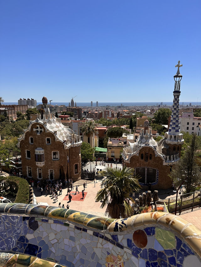  【グエル公園（Park Güell）｜ガウディの夢が息づく“自然と芸術の庭”】