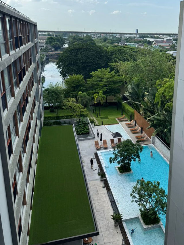Airport Hidden Oasis 