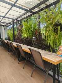 ร้านอาหารและคาเฟ่บรรยากาศดีใกล้ทางด่วนศรีสมาน