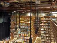 แวะร้านหนังสือสุดชิค ในย่านไชนาทาวน์