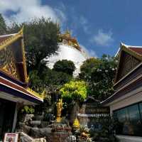 Golden Mount is Bangkok’s Breezy Escape