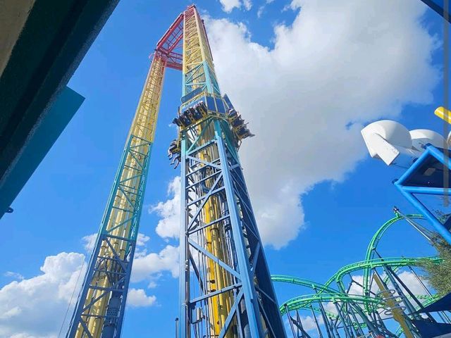 Six Flags Fiesta Texas (San Antonio)