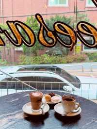 How about a cup of espresso on a leisurely afternoon☕️