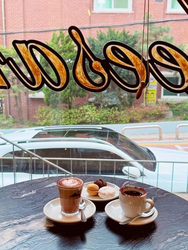 How about a cup of espresso on a leisurely afternoon☕️