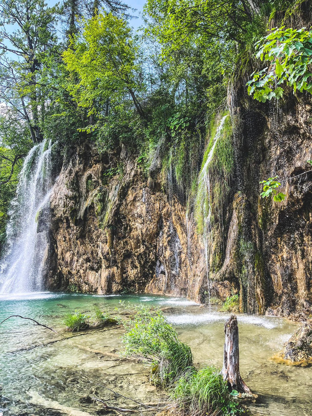 🌿 Waterfall Trails & Emerald Calm: A Boat-Free Day at Plitvice Lakes 