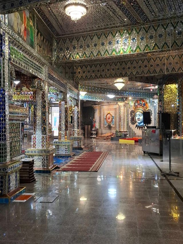 Arulmigu Sri Rajakaliamman Glass Temple