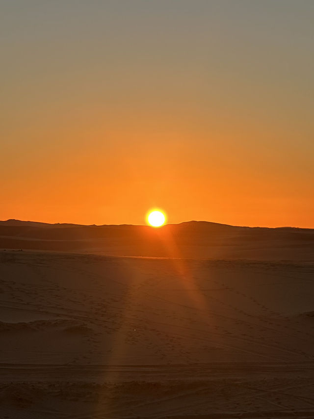 Sahara’s Holy Trinity: Fire, Gold And Stardust