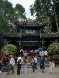 Qingchengshan Is Like Walking Into a Peaceful Kung Fu Movie