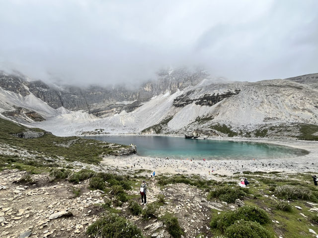 🏔️ Five-Colored Lake & Milk Lake — Sacred Beauty of Daocheng 