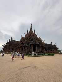 🪵 รีวิว: Sanctuary of Truth Museum