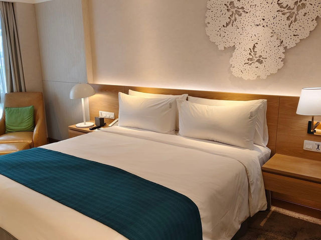 🏙️Holiday Inn Bangkok｜バンコク中心で叶える、スマート&快適なステイ