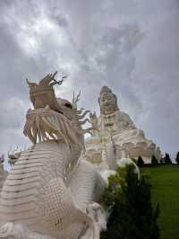 Wat Huay Pla Kang the peace dragons tower 