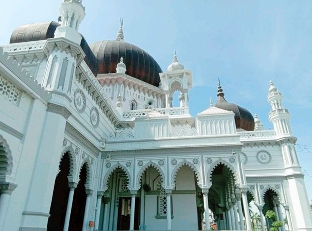 The Majestic Zahir Mosque – A Timeless Icon of Kedah 🕌✨