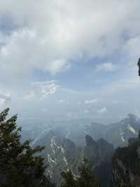 Visiting Tianmen Mountain, China – A Must-See Adventure