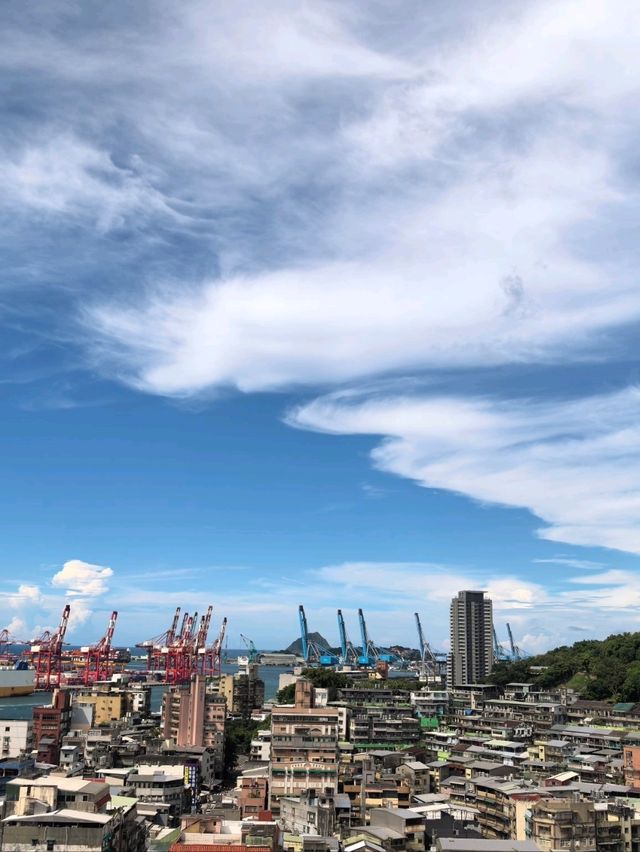 基隆塔🏗️基隆市中心一個嶄新且充滿話題性的必訪地標 基隆塔🏗️基隆市中心一個嶄新且充滿話題性的必訪地標