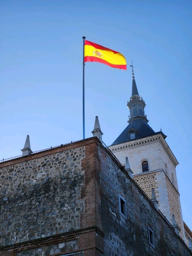 Medieval streets, timeless charm — Toledo, Spain. 🇪🇸