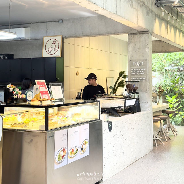 📍ปูรณ์ / POON #คาเฟ่บางแสน 📍ปูรณ์ / POON #คาเฟ่บางแสน