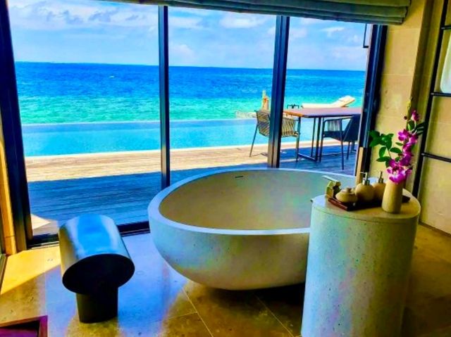 Waldorf Astoria Maldives Ithaafushi — A Private Island Beyond Imagination