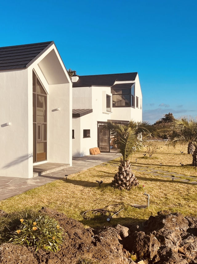 Charming Outdoor Amenities and Barbecue