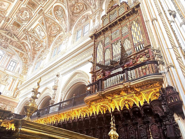 메스키타 대사원, 신앙의 경계에서