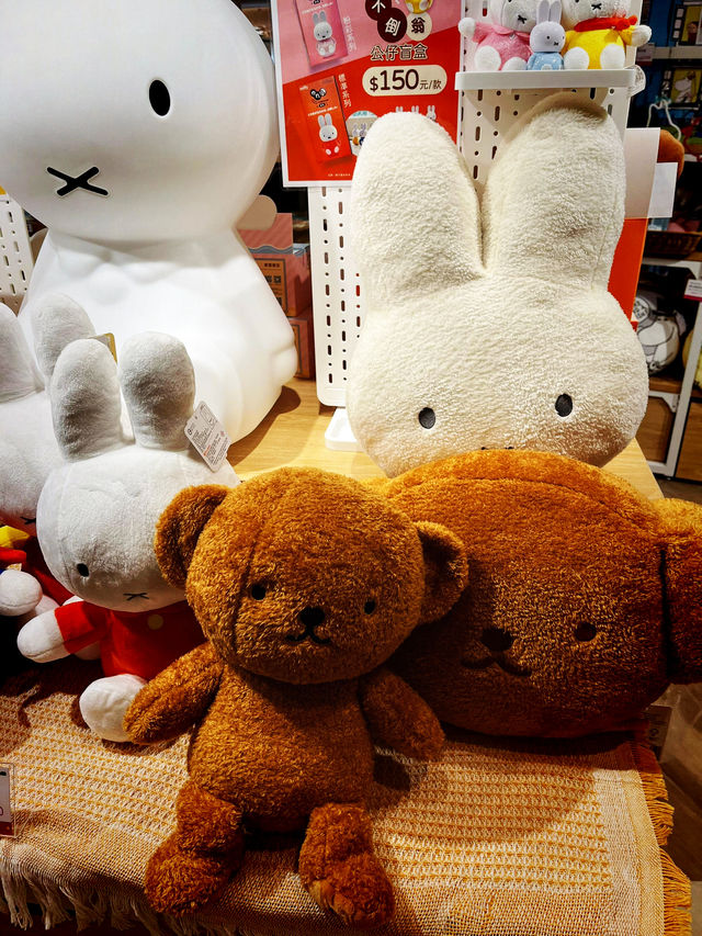 Miffy’s Christmas Pop-Up – Snap & Shop at LaLaport Taichung Miffy’s Christmas Pop-Up – Snap & Shop at LaLaport Taichung