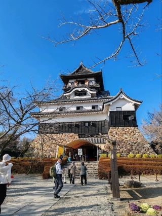🇯🇵🏯 Raiding the "Shogun’s House" & Snacking Through Inuyama Castle Town