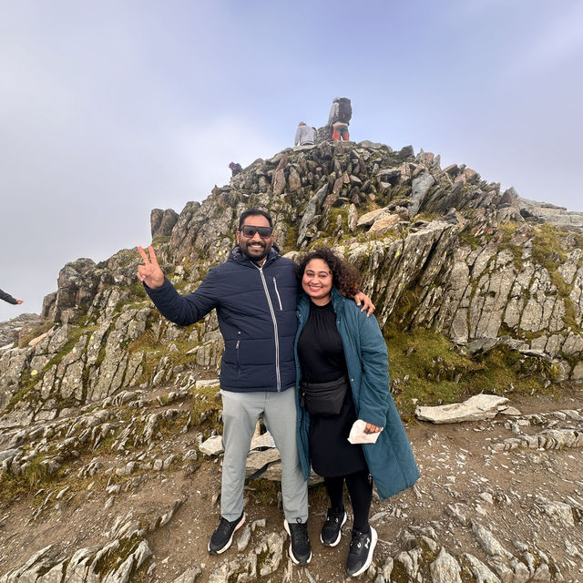 “A Rain-Kissed Adventure on the Snowdon Mountain Railway: Breathtaking Views and a Thrilling Journey